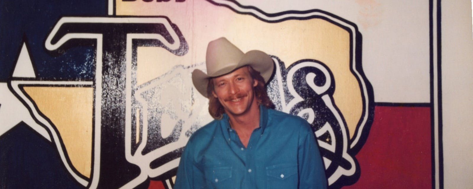 Alan Jackson Says 'Country Music Is Gone,' and He's Not Happy