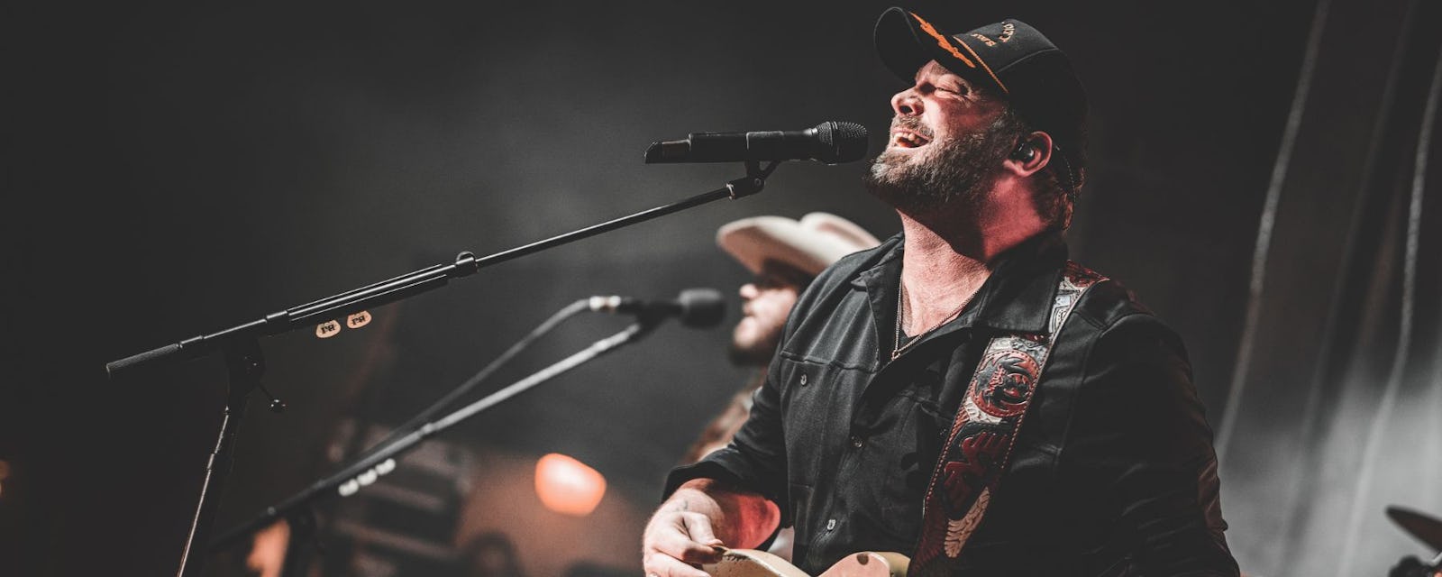 Lee Brice - Billy Bob's Texas